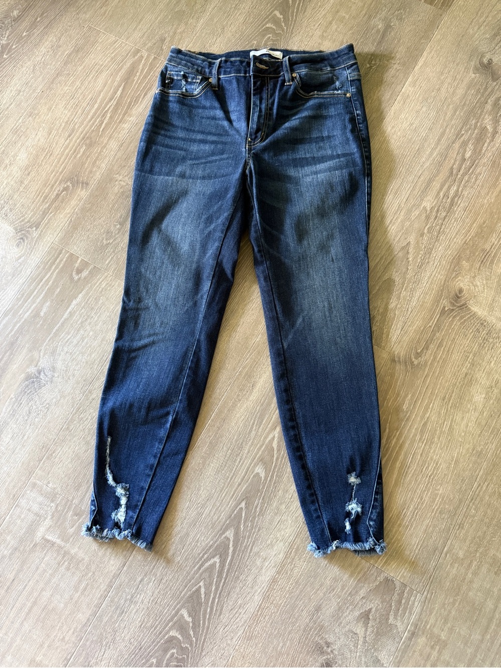 KanCan Dark Blue Distressed Ankle Jeans